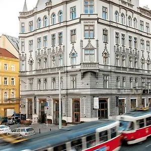 https://czech-inn.praguehotelsweb.com